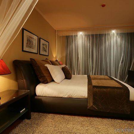 สเปเคอ รีสอร์ต มูนิออนโย Hotel Munyonyo ภายนอก รูปภาพ