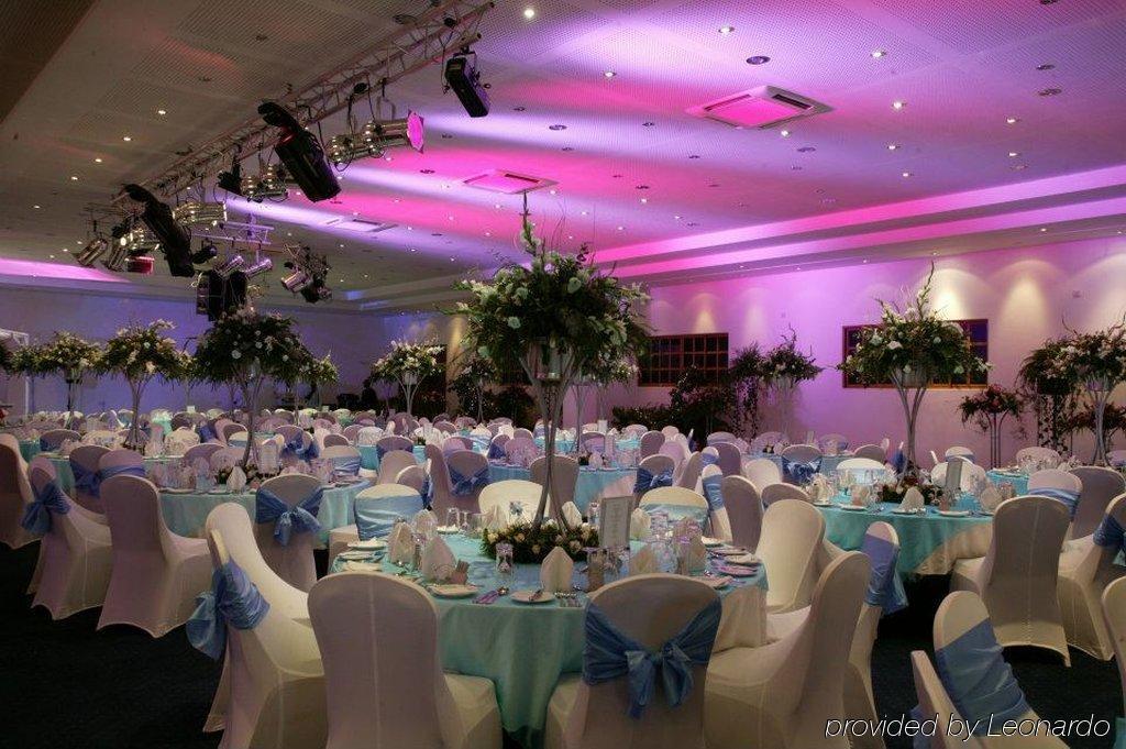 สเปเคอ รีสอร์ต มูนิออนโย Hotel Munyonyo ภายนอก รูปภาพ