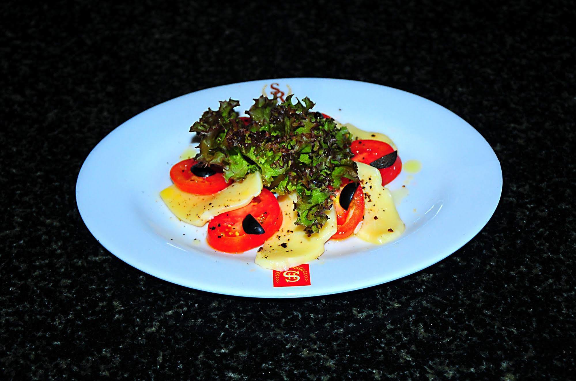 สเปเคอ รีสอร์ต มูนิออนโย Hotel Munyonyo ภายนอก รูปภาพ