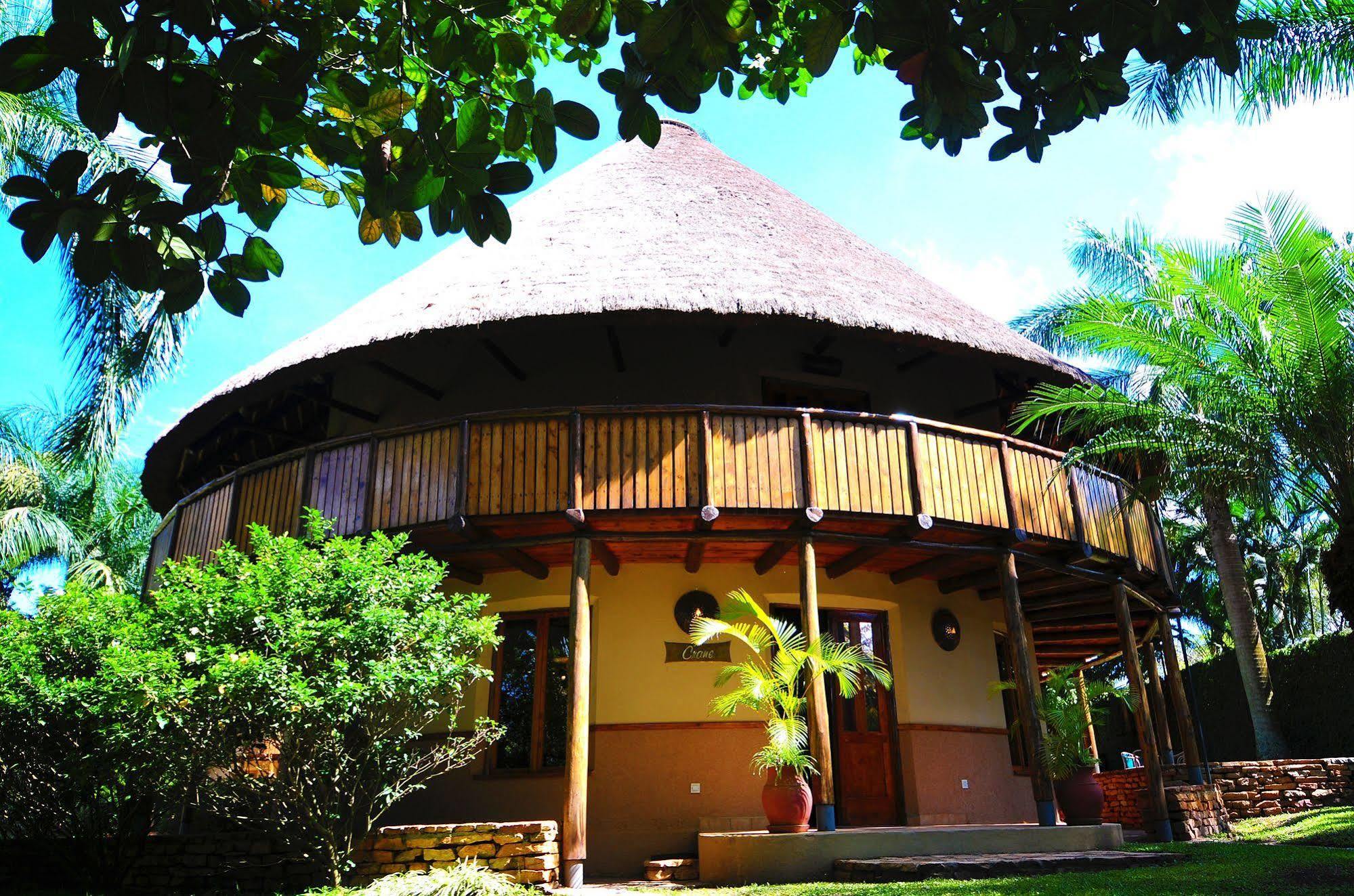 สเปเคอ รีสอร์ต มูนิออนโย Hotel Munyonyo ภายนอก รูปภาพ